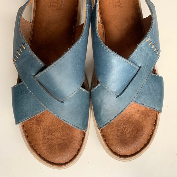 Born leather sandals crossover w ankle strap, excellent used condition - Picture 5 of 10